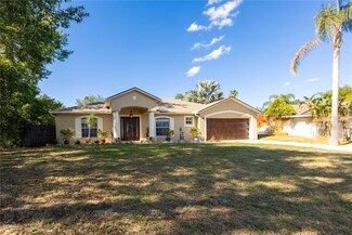 814 Vercelli St, Deltona, FL 32725