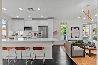 5643 Cielo Way, Los Angeles, CA 90028