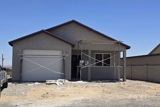 8467 Navajo Dr, Safford, AZ 85546