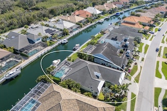 581 Mast Dr, Bradenton, FL 34208