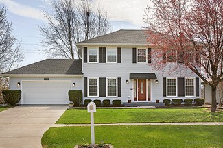 804 Dorset Dr, Wheaton, IL 60189