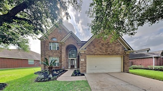 12107 Canyon Mills Dr, Houston, TX 77095