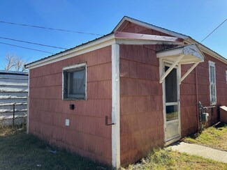 918 E 4th St, Anaconda, MT 59711