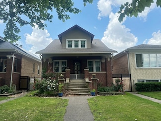 6735 Riverside Dr, Berwyn, IL 60402