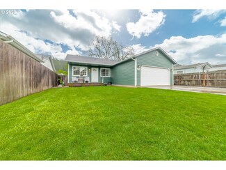 1730 S 10th St, Cottage Grove, OR 97424