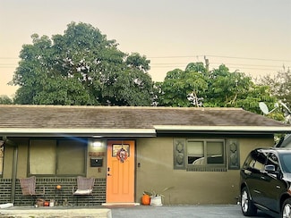 2624 NE 10th Terrace, Wilton Manors, FL 33334