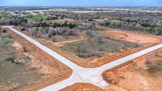1953 S Blackberry Bend, Guthrie, OK 73044