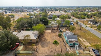 222 W Pablo Layton St, Elsa, TX 78543