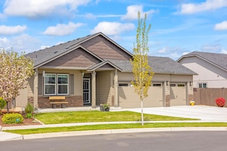 855 NW 26th Way, Redmond, OR 97756