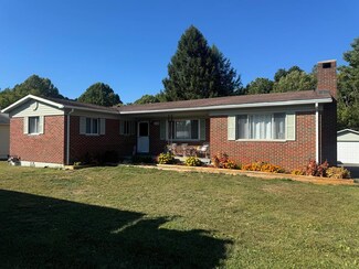 110 Brown St, Beckley, WV 25801