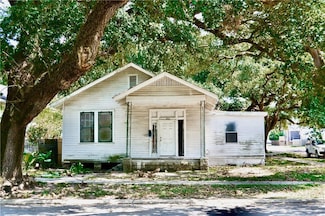 6901 Catina St, New Orleans, LA 70124