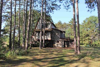 6163 Reuter Rd, Mazomanie, WI 53560