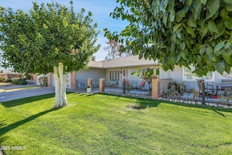 10825 W Caron Dr, Sun City, AZ 85351