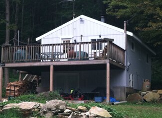 312 King Richard Dr, Becket, MA 01223