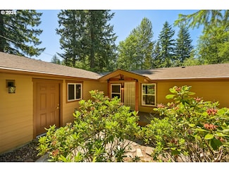 24201 E Evergreen Park St, Welches, OR 97067