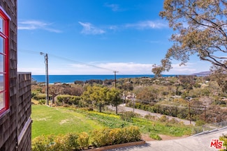 29235 Heathercliff Rd Unit 7, Malibu, CA 90265