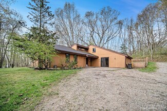 4220 Cedar Lake Rd, Chelsea, MI 48118