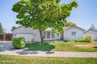 8316 N Marabou Dr, Hayden, ID 83835