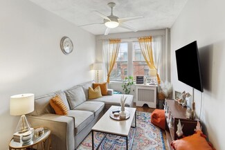 282 Newbury St Unit 12, Boston, MA 02116