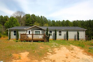 252 Stones Throw Dr, Landrum, SC 29356