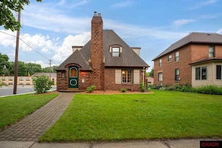 542 Nicollet Ave, North Mankato, MN 56003