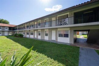 1200 SW 50th Ave Unit 2073, North Lauderdale, FL 33068