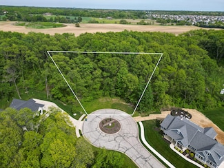 3351 Trentino Ct, Valparaiso, IN 46385