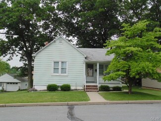 32 Park Ave, Wind Gap, PA 18091