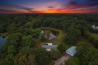 1117 County Road 1067, Auxvasse, MO 65231