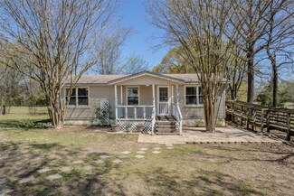 9064 County Road 2100, Mount Vernon, TX 75457