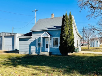 105 4th St S, Grove City, MN 56243