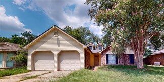 13203 Tregarnon Dr, Houston, TX 77015