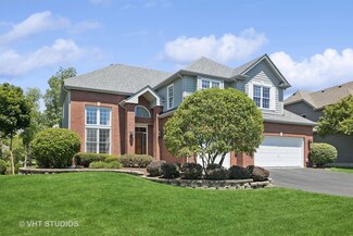 1N649 Bob o Link Dr, Winfield, IL 60190