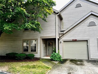 209 S Aspen Ct Unit 1, Warren, OH 44484