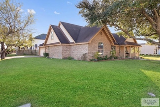 5240 Cedar Trail Dr, Brownsville, TX 78526