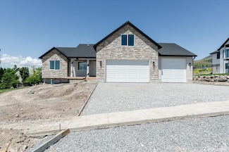 821 E 160 N, Hyde Park, UT 84318