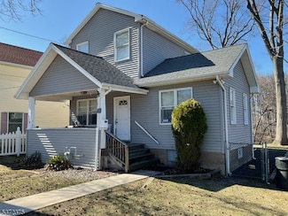 250 Woodcliff Ave, Little Falls, NJ 07424
