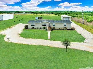 1640 Wosnig Rd, Marion, TX 78124