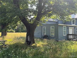 23315 King William Rd, West Point, VA 23181