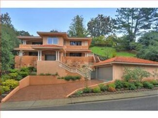 506 La Mesa Dr, Portola Valley, CA 94028