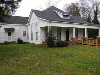 205 E 9th St, Waynesboro, GA 30830