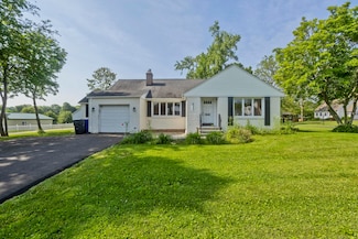 677 Thompsonville Rd, Suffield, CT 06078
