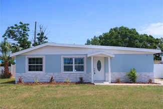 5143 Jasmine Cir N, Saint Petersburg, FL 33714