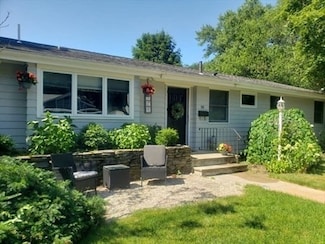 18 Ricketson St, North Dartmouth, MA 02747