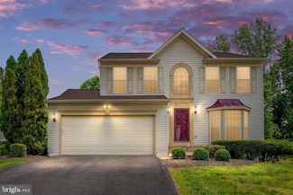 18 Emerald Dr, Fredericksburg, VA 22406