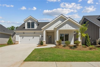236 Persimmon Dr, Holly Springs, GA 30115