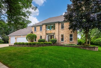 1020 Sheppey Ct, Naperville, IL 60565