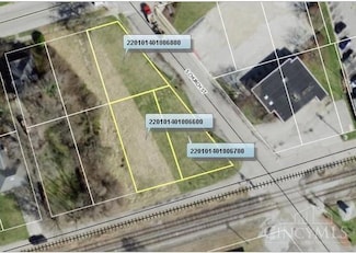 301 W Main St, Blanchester, OH 45107