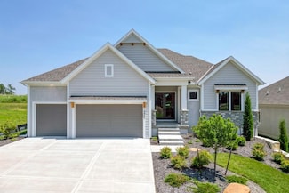 10845 S Shady Bend Rd, Olathe, KS 66061