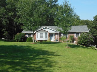 2303 County Road 4032, Holts Summit, MO 65043